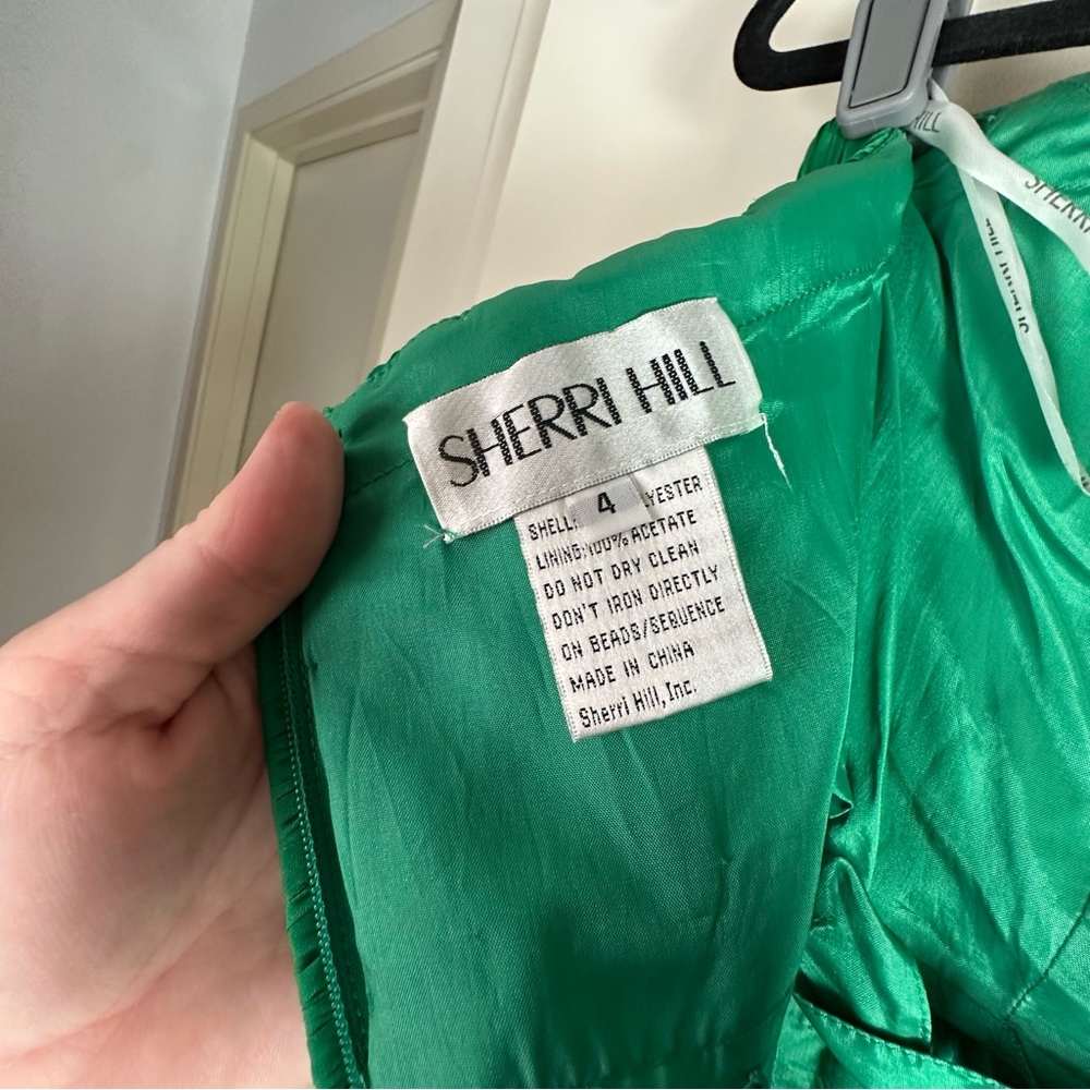 Sherri Hill EmeraldGreen Strapless PleatedTop Rhinestone/Jeweled Chiffon Dress 4 - Picture 11 of 16